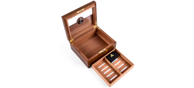 Сигаретный ящик